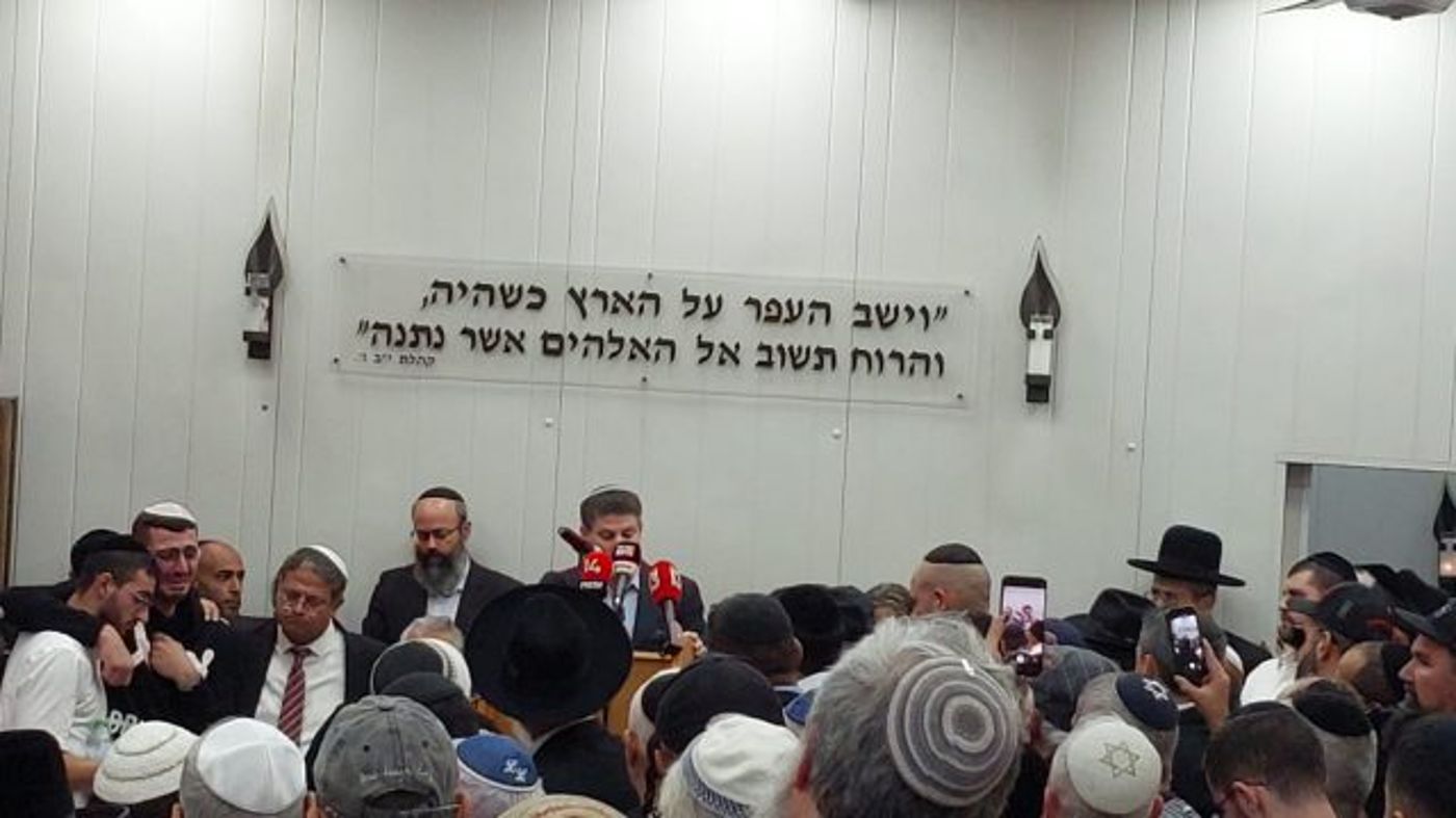 הלוויתו של רונן חנניה: "זכית למות על קידוש ה'"
