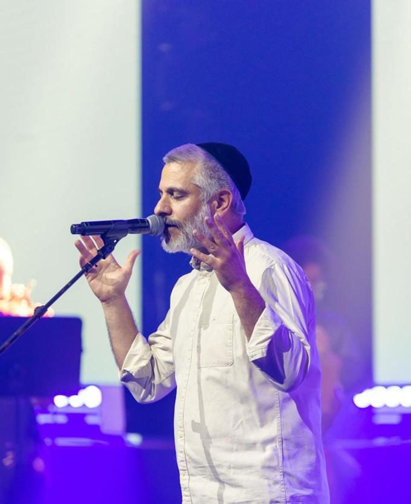 "זה פחד": אביתר בנאי על שירו החדש