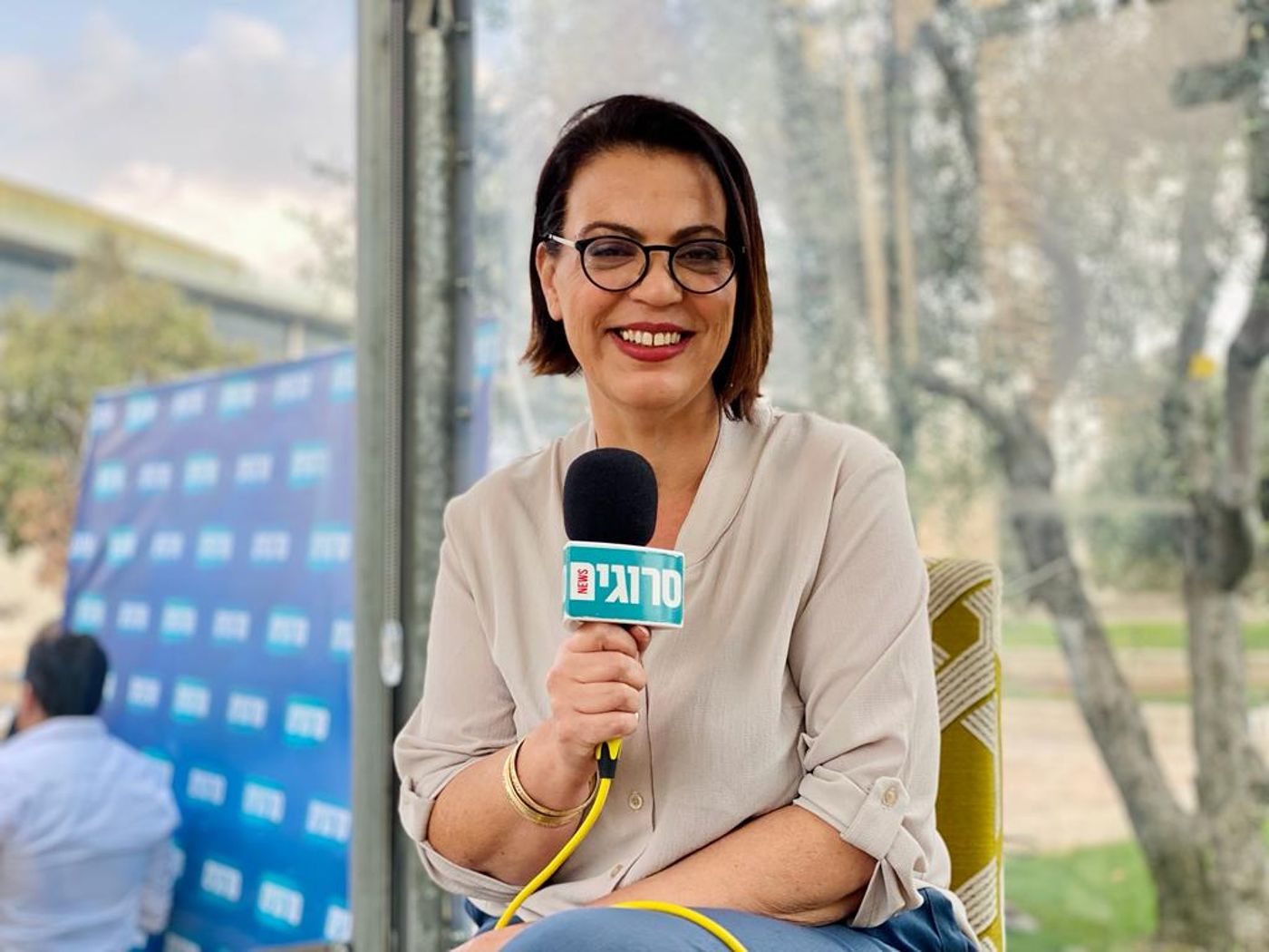 ירושלים או תל אביב? גלית דיסטל עונה לשאלון סרוגים