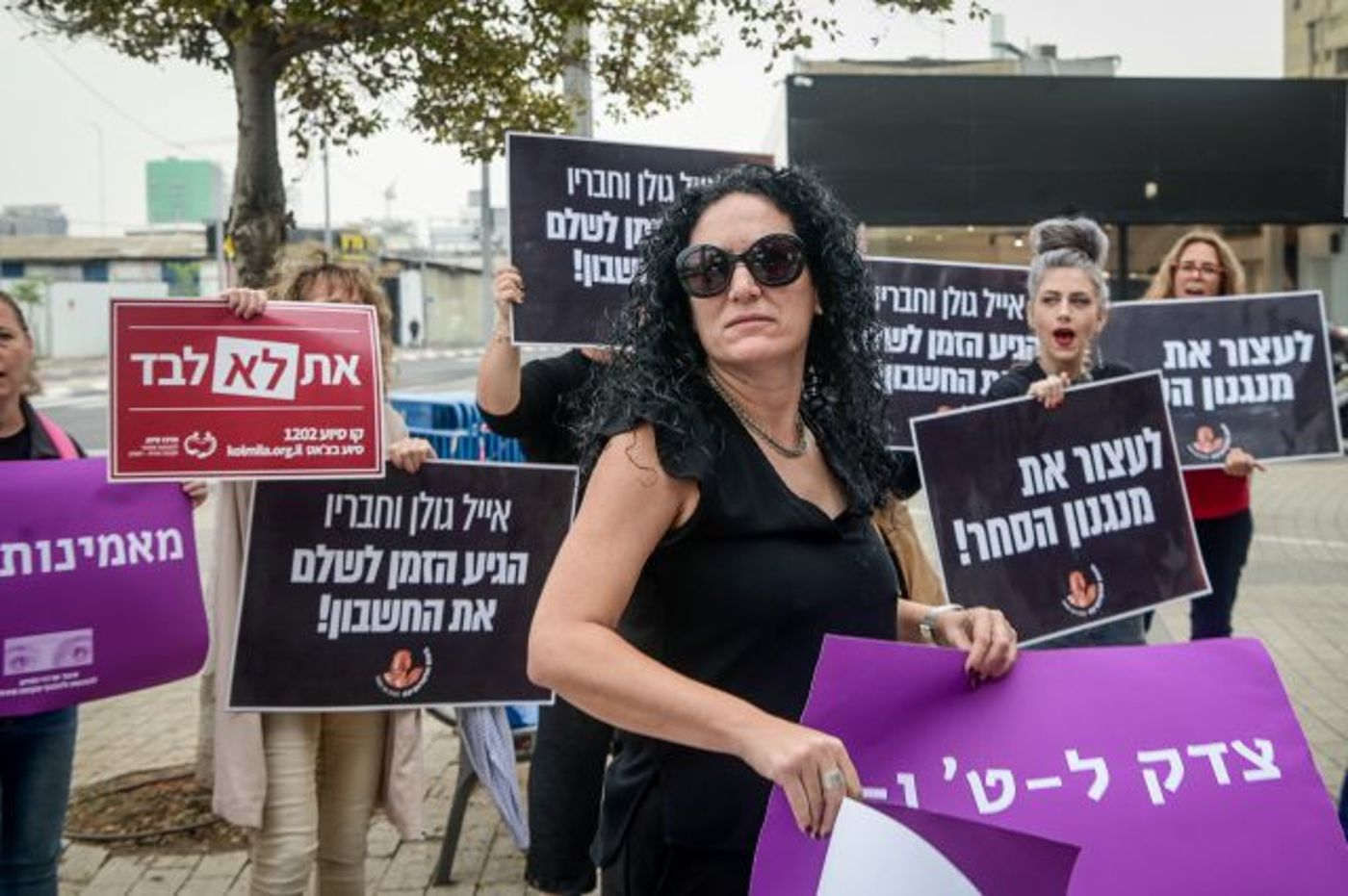 עימות ראשון בין אייל גולן למתלוננות