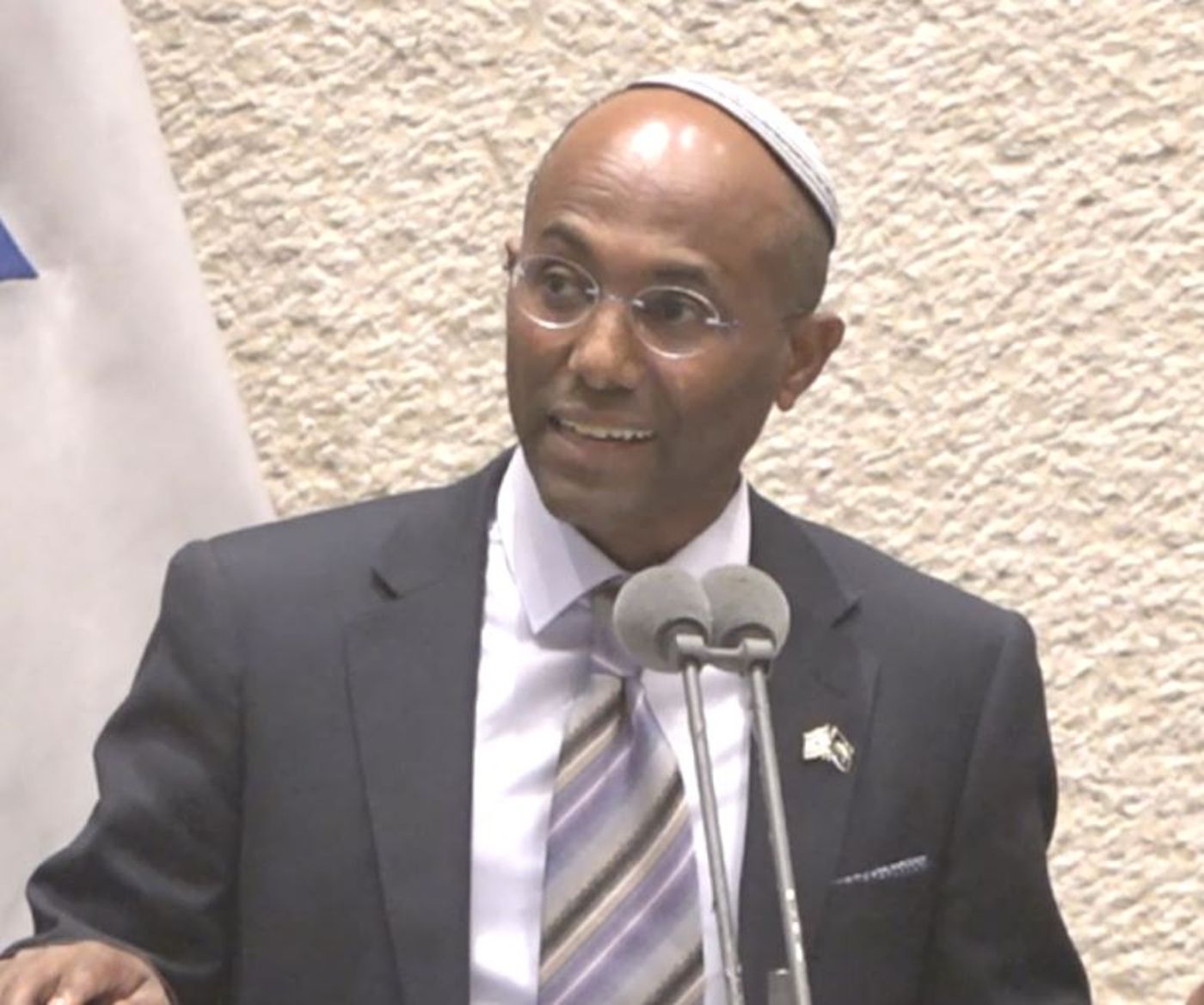 מרגש: נאום הבכורה של ח"כ משה סולומון. צפו