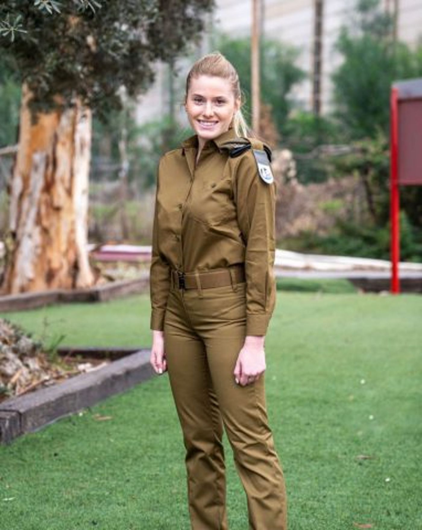 מדי בנות (אתר צה"ל)