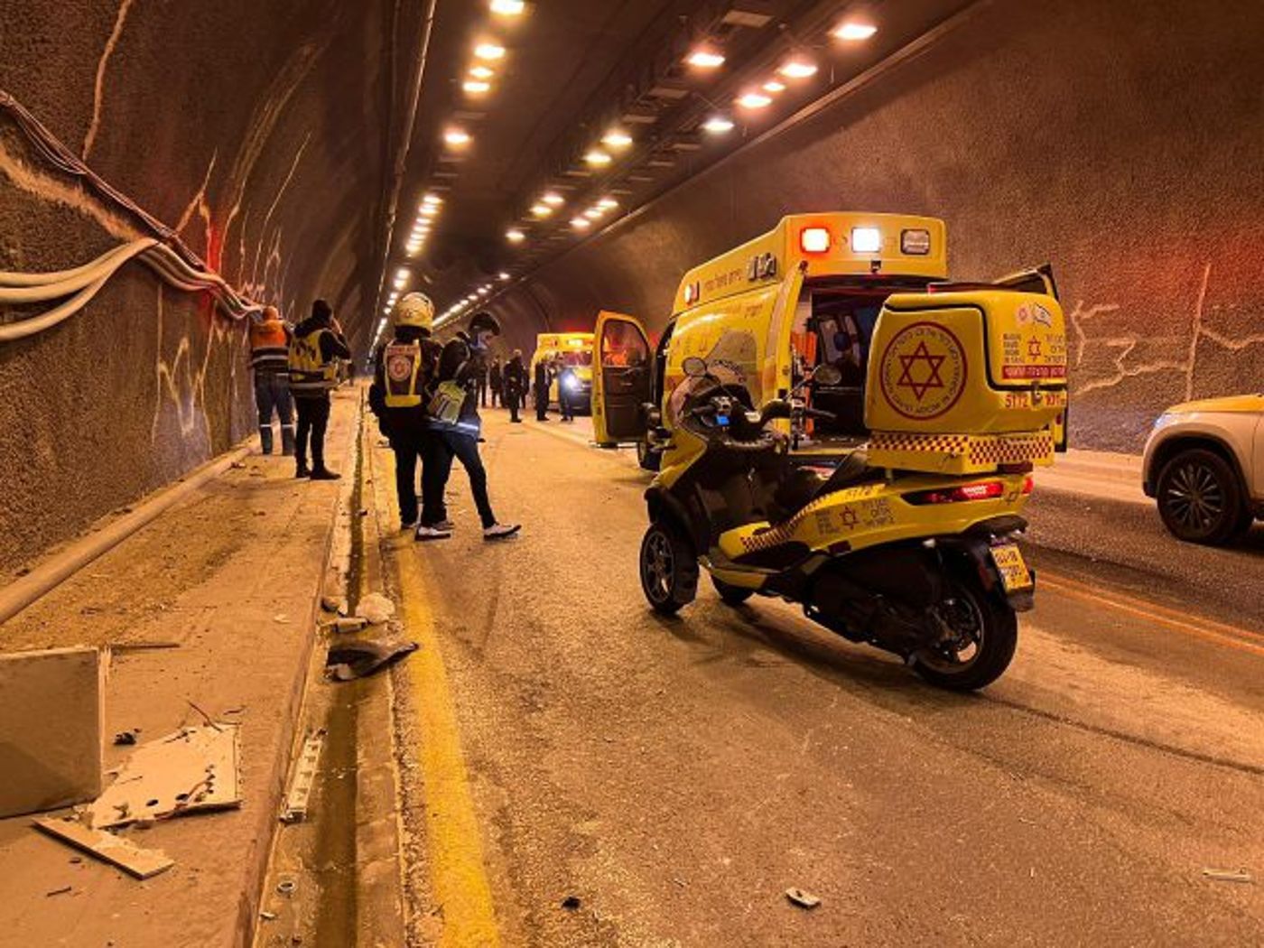 "עפו 30 מטר": שני גברים נהרגו בכביש המנהרות