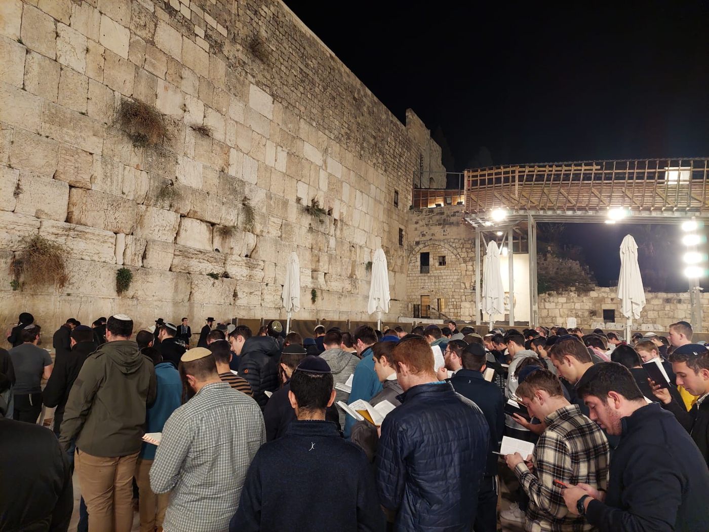 צפו: תפילת רבים לרפואת הרב חיים דרוקמן