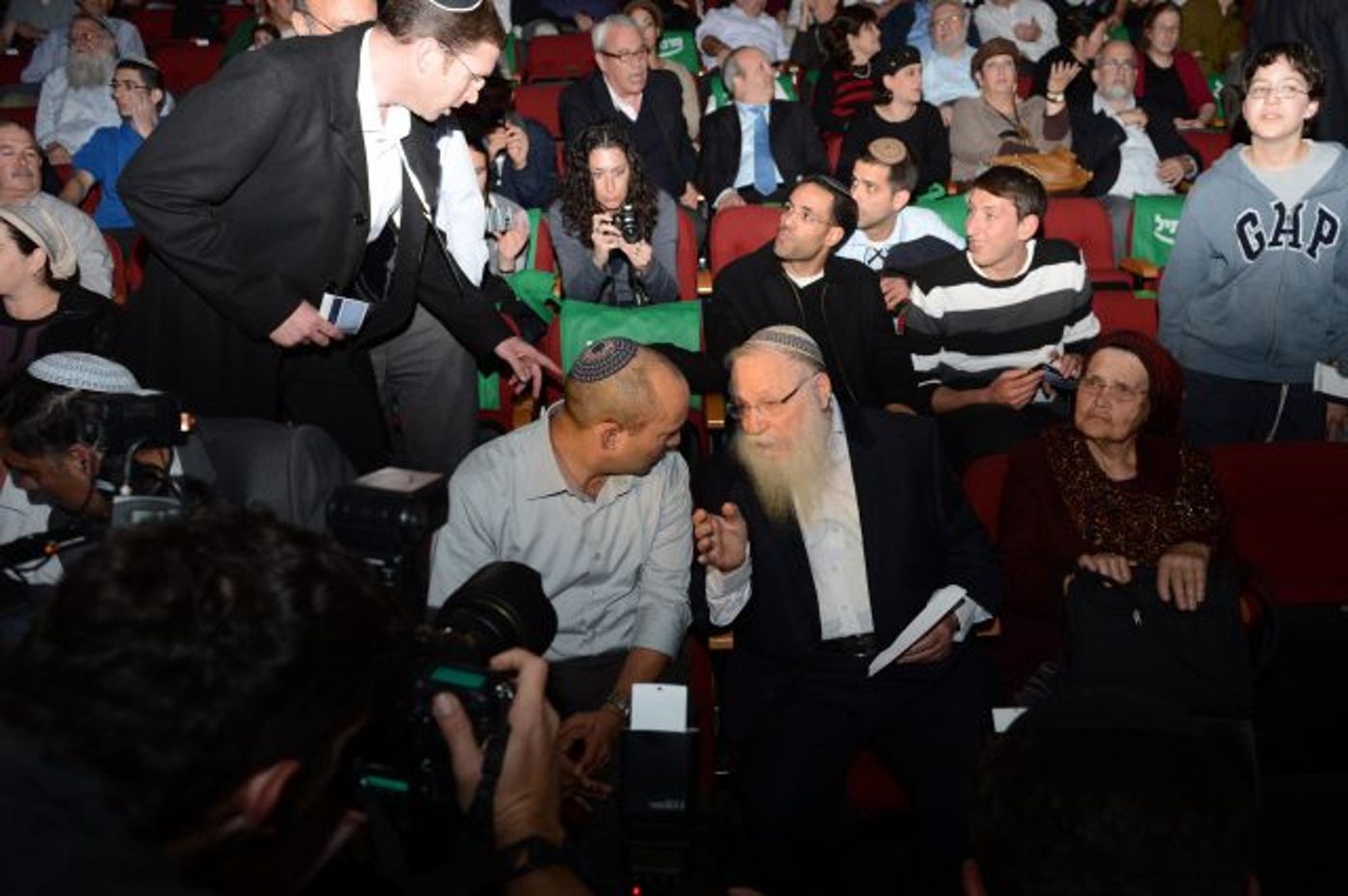 בשיחה עם בנט 2012 (קובי גדען, לע"ם)