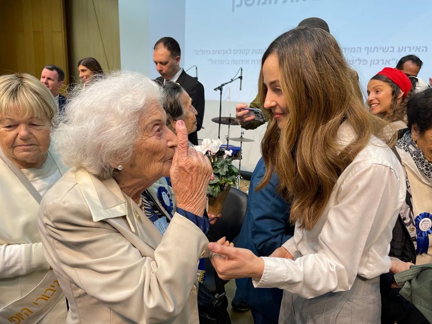 מירב כהן לסרוגים: "הם הגיבורים של הדור שלי"