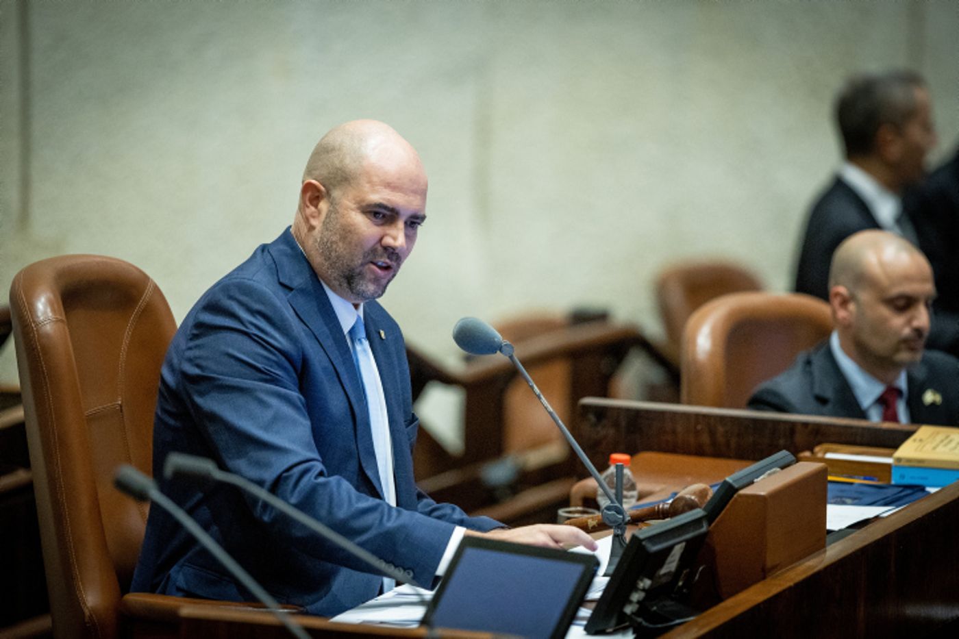 אוחנה בתגובה לסערה: מוטב שאכשל באהבת חינם