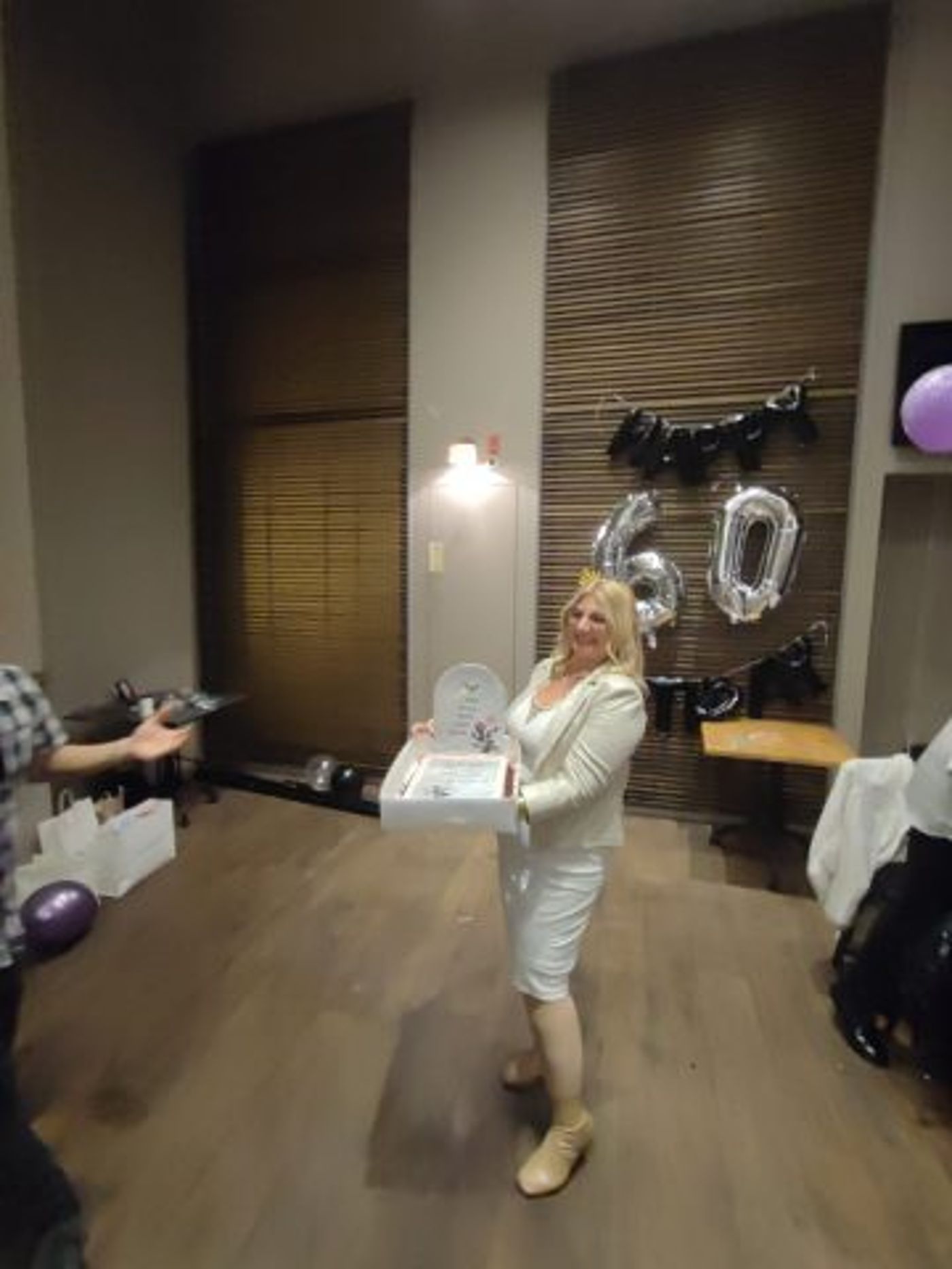 יעל קיבלה "עוגת קבר" ליום הולדת: "לרגע הייתי בשוק"