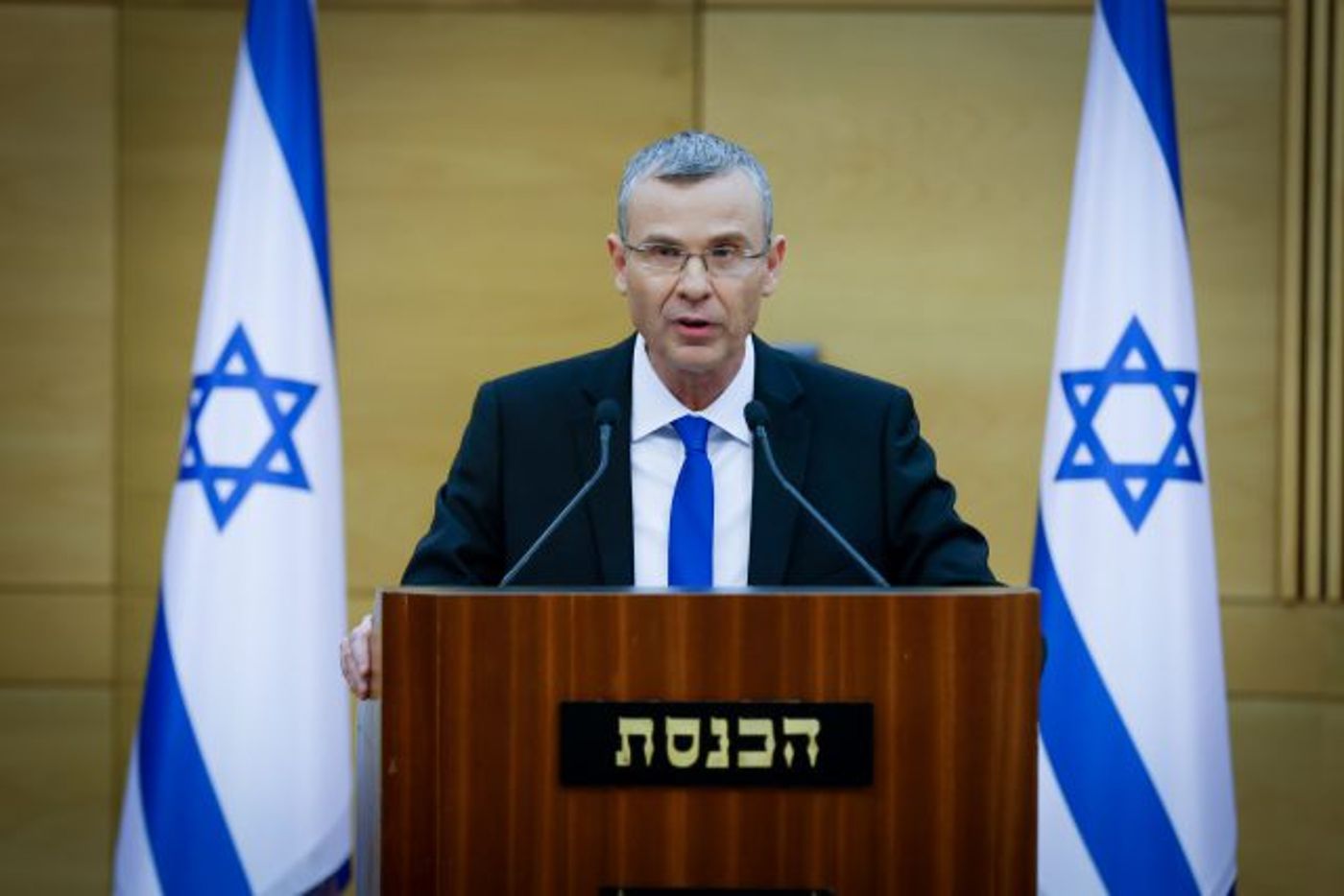 יריב לוין (אוליביה פיטוסי: פלאש 90)
