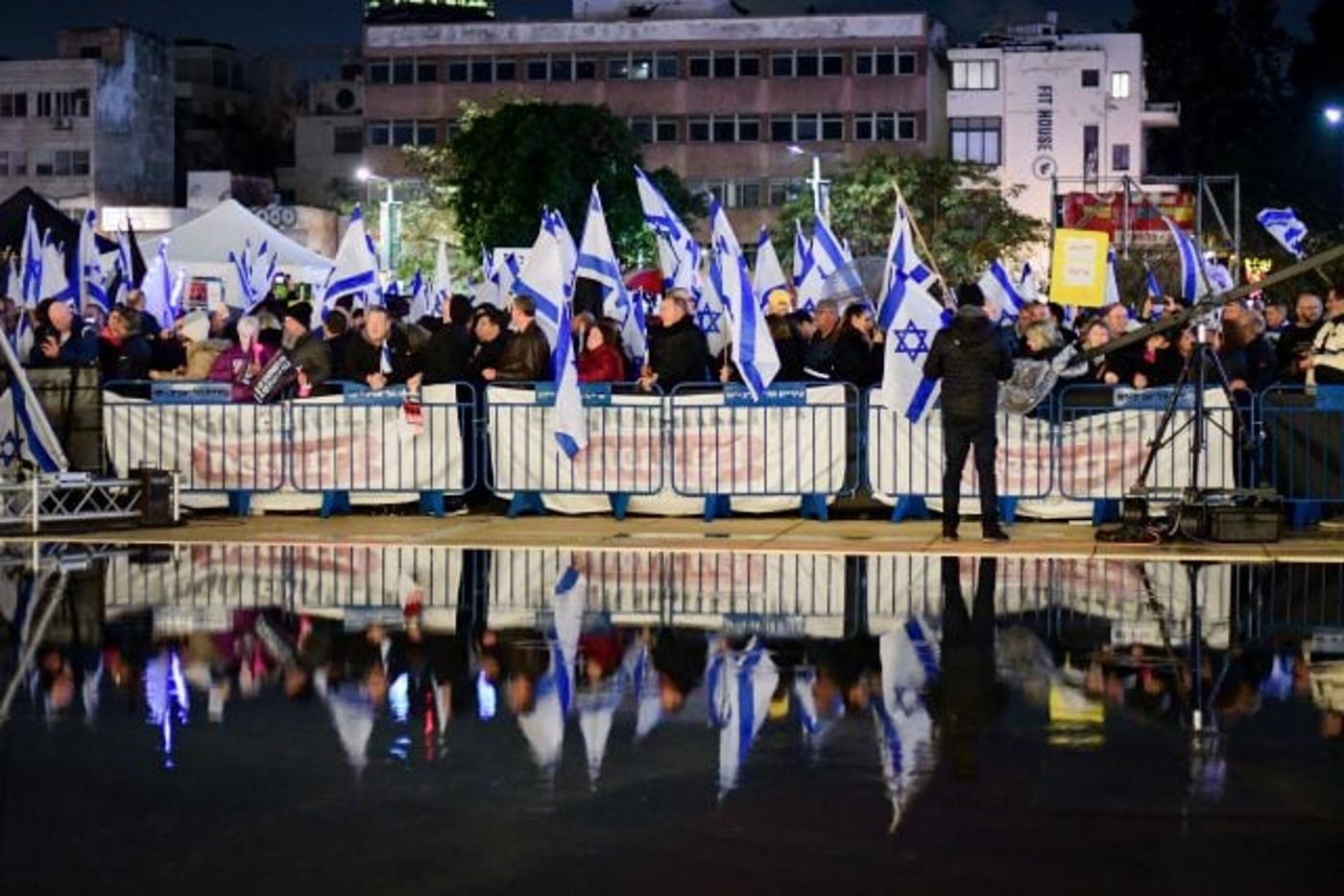 עימותים עם מפגינים: המשטרה מנעה חסימה של איילון