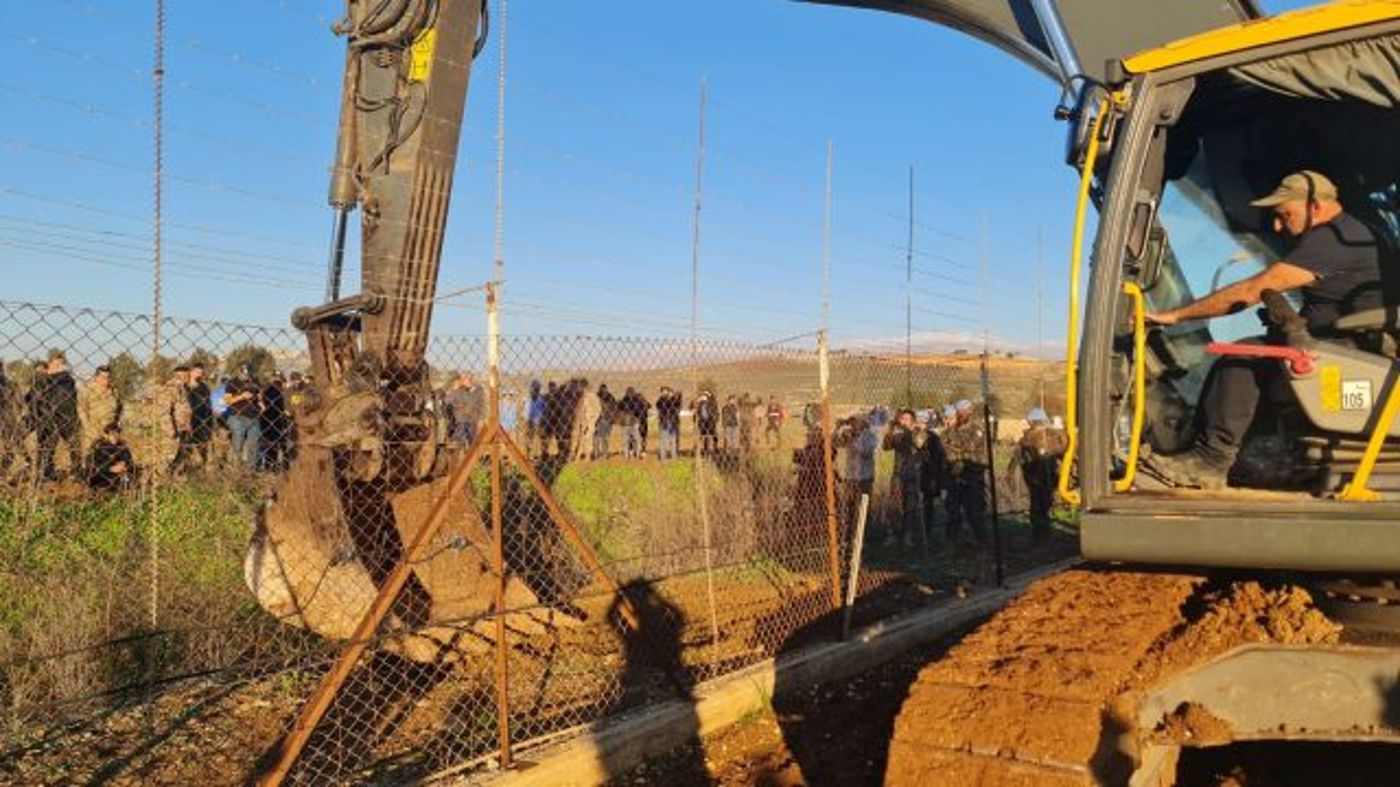 לאחר הטענות: הכלי ההנדסי שחצה ללבנון המשיך לפעול