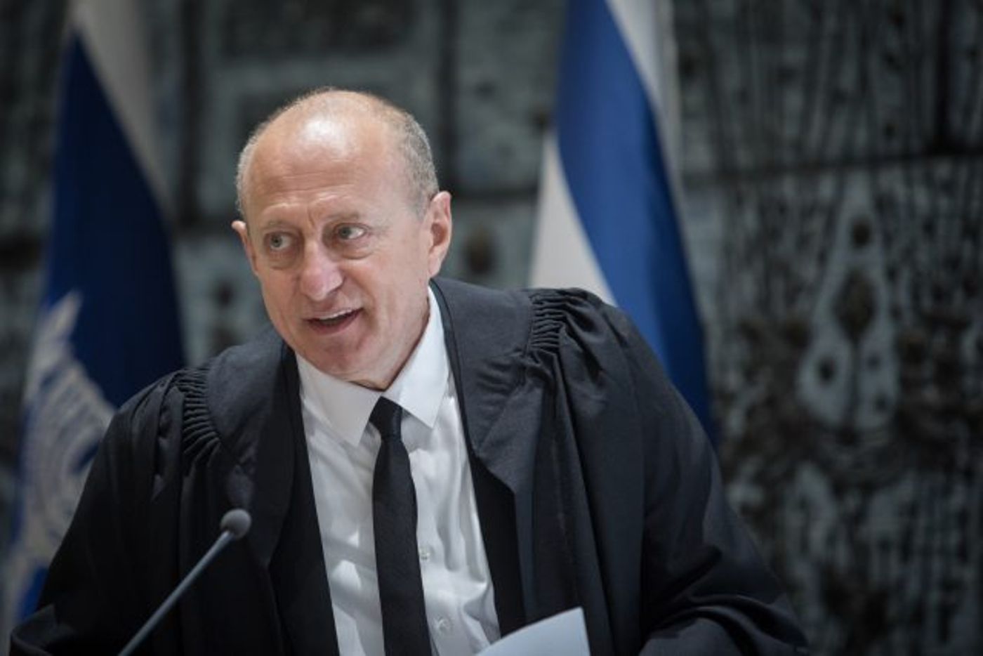 השופט אלכס שטיין: "הדין אינו מרכין את ראשו בפני איש"" (הדס פרוש/פלאש 90)