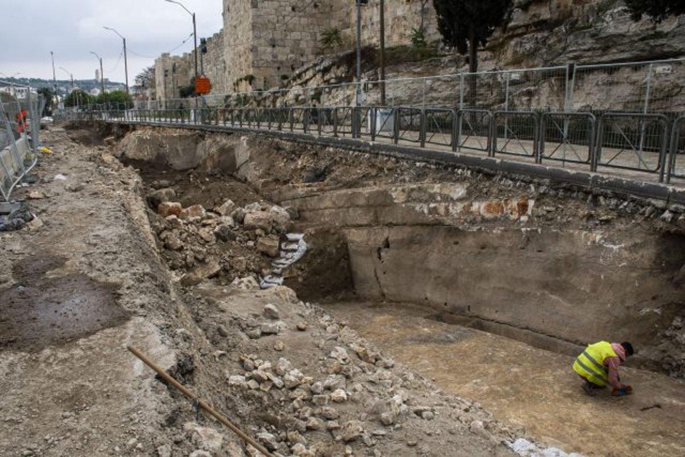 החפירה ברחוב סולטן סולימן (יולי שוורץ, רשות העתיקות)