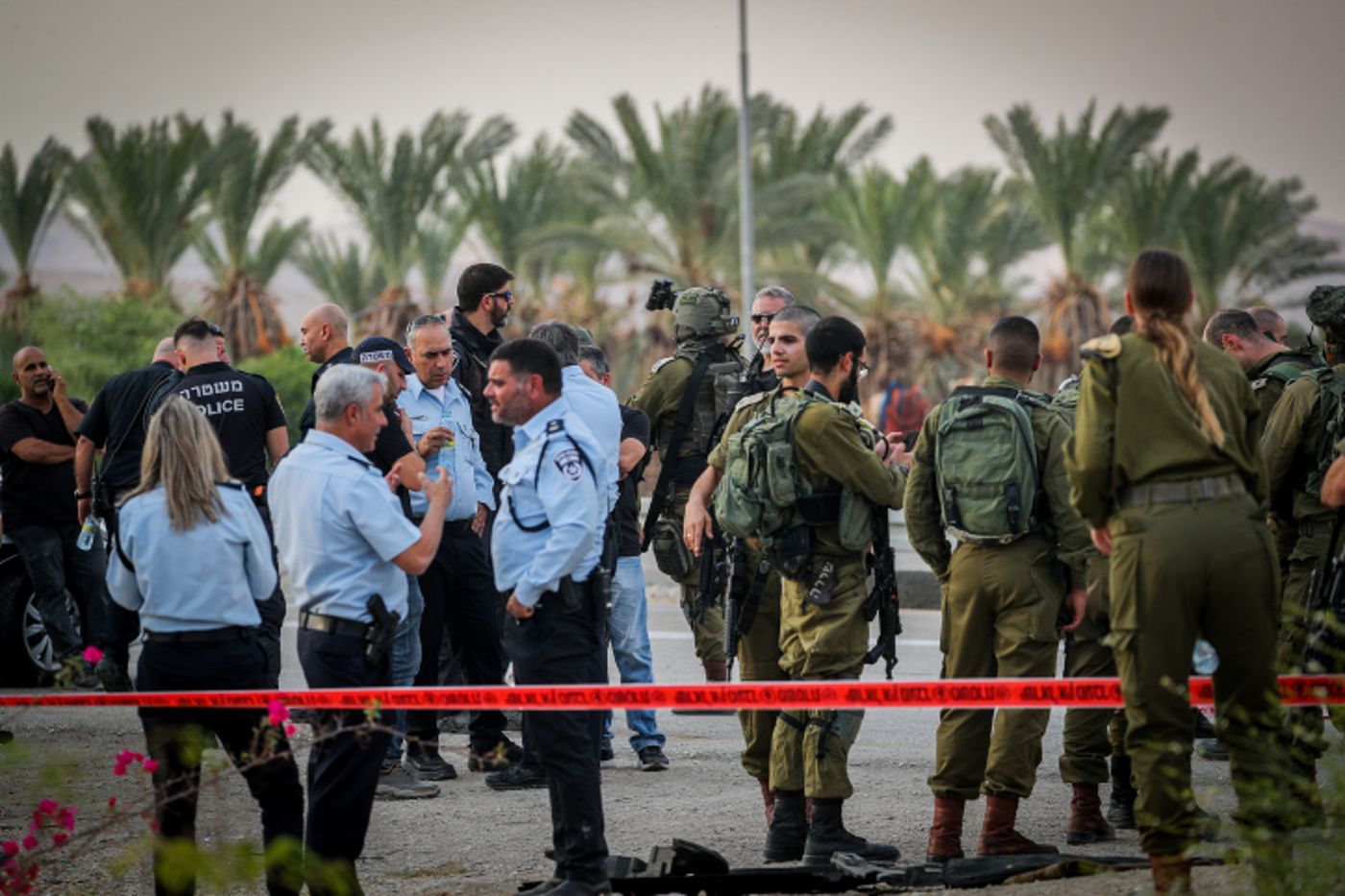 פיגוע ירי בבקעה: מחבל פתח בירי לעבר מסעדה וברח