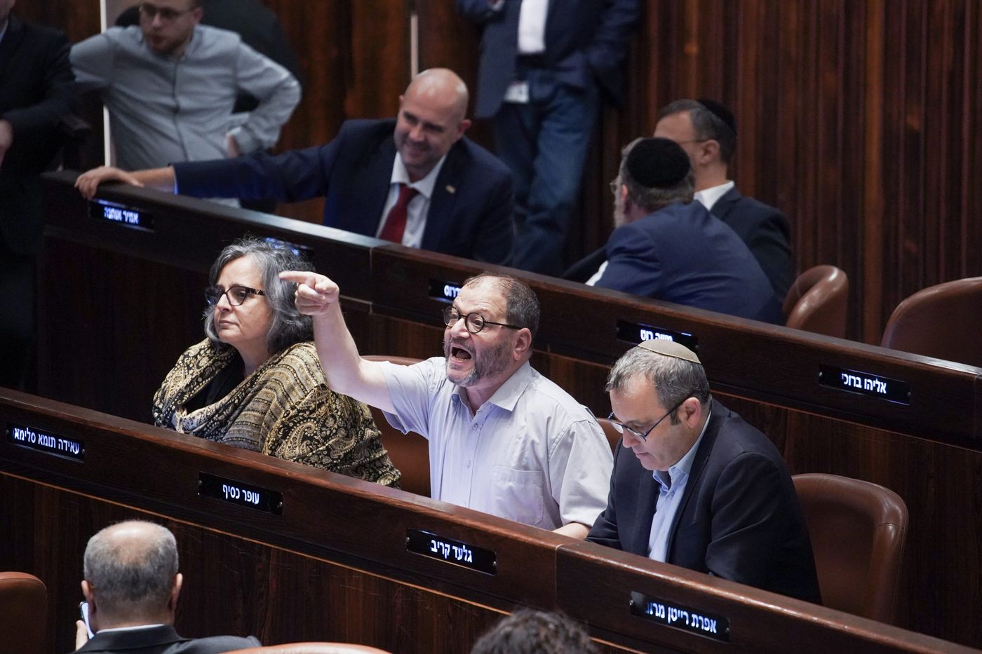 אחרי שקרא לח"כ "נאצי": כסיף יורחק מהמליאה