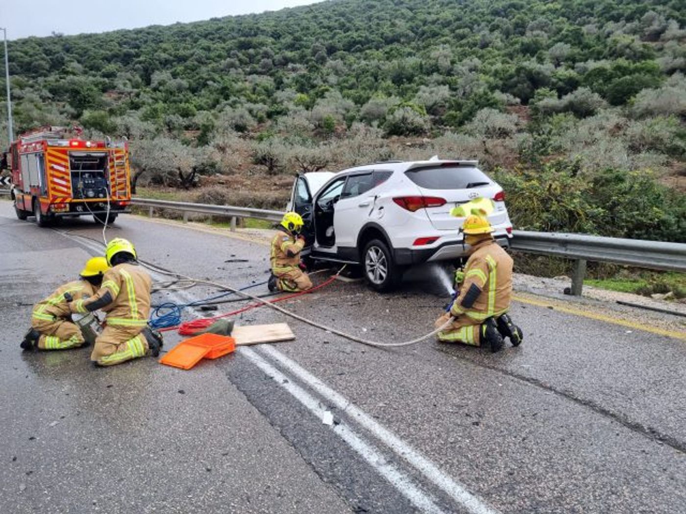 בלוני גז נפלו ממשאית כתוצאה מתאונה עם רכב