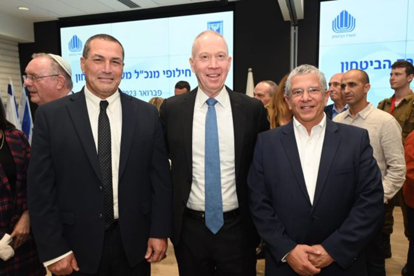 אשל, גלנט וזמיר (אריאל חרמוני, משרד הביטחון)