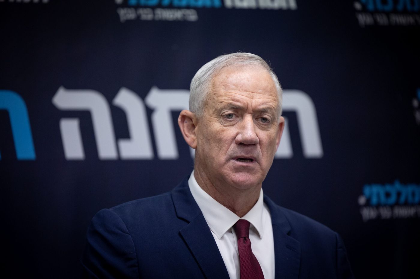 מגעים לשיתוף פעולה? שיחת טלפון בין גנץ לנתניהו