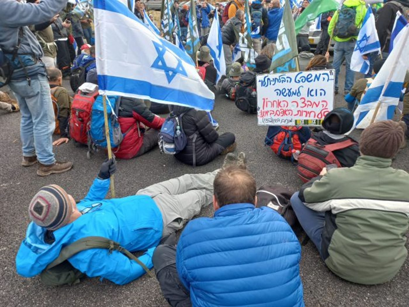 המילואימניקים על כביש 1
