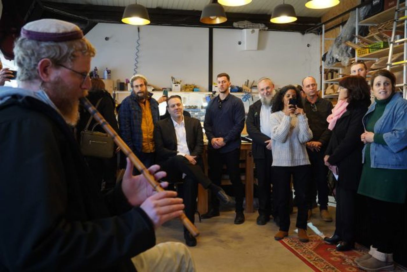 השר ביקר בתקוע: "מחויב לתמוך באמנות בכל מקום"