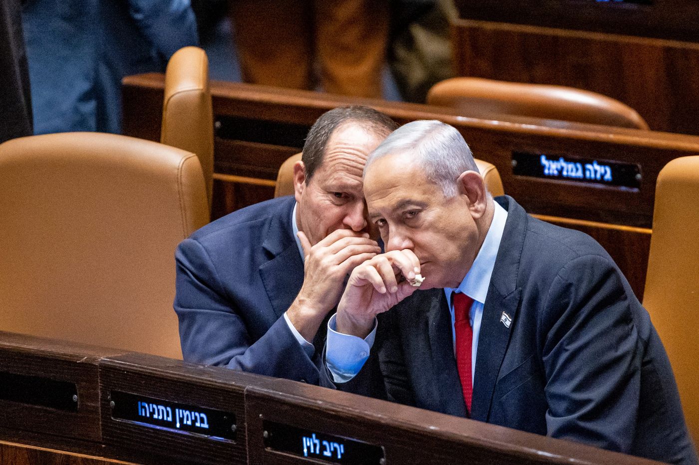 שרים בליכוד לנתניהו: פתח בהליכים נגד גוטליב ואמסלם