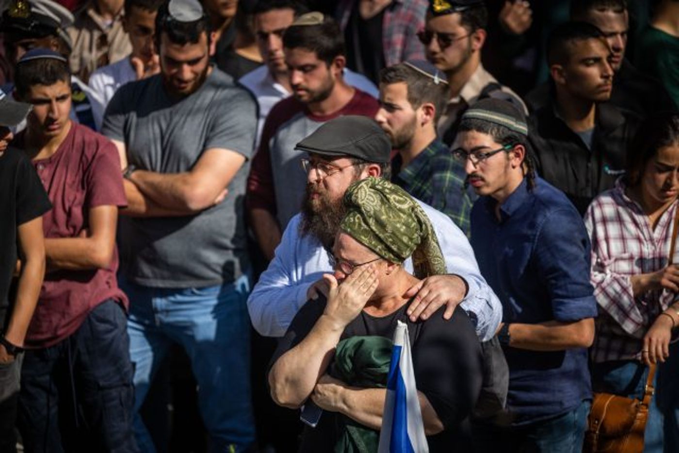 בחייהם ובמותם: הלל ויגל נטמנו בהר הרצל | תיעוד