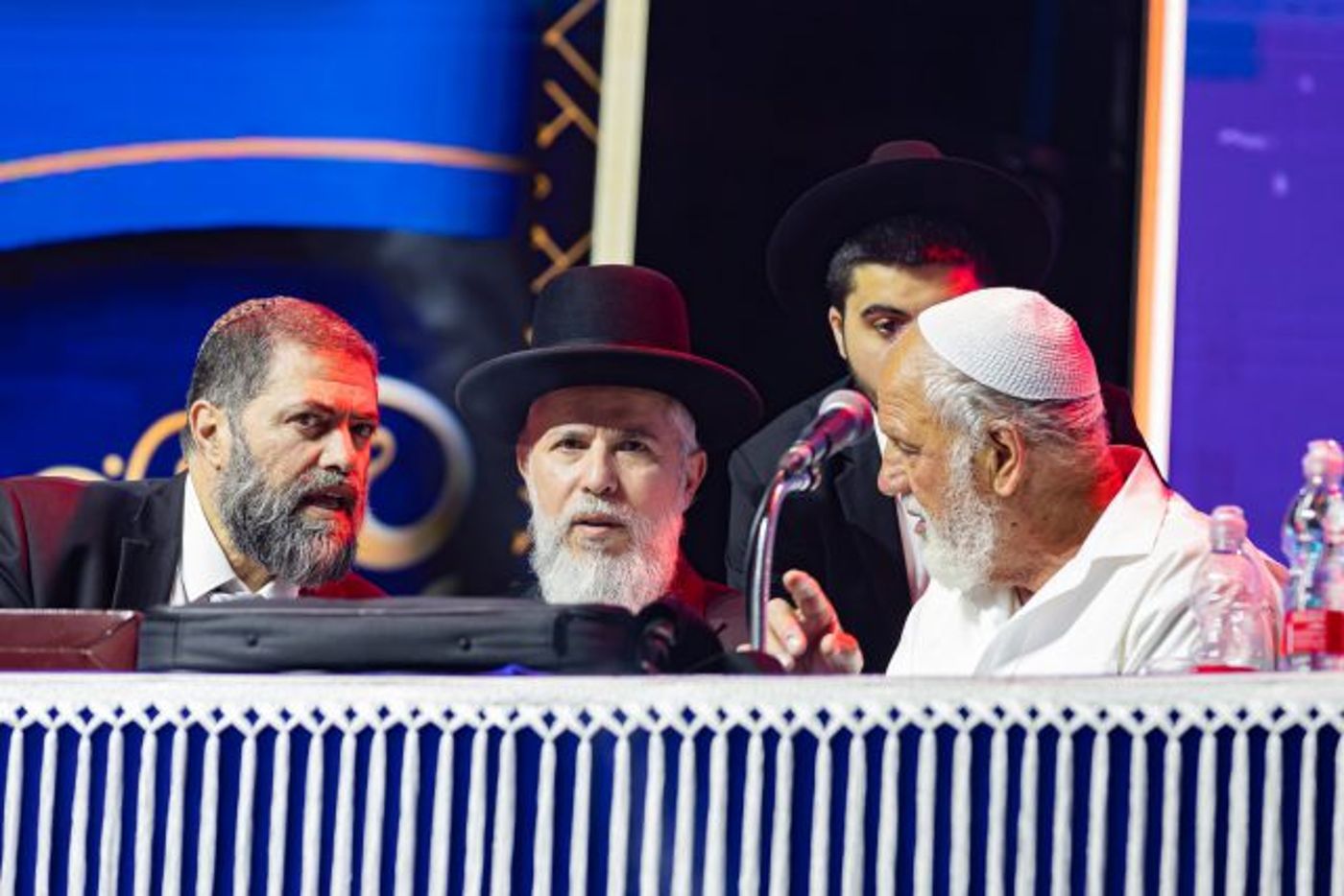 (צילומים: חיים טויטו ומנדי קורנט)