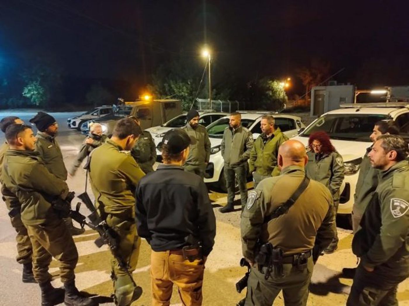 ההיערכות לפני היציאה למרדף (דוברות המשטרה)