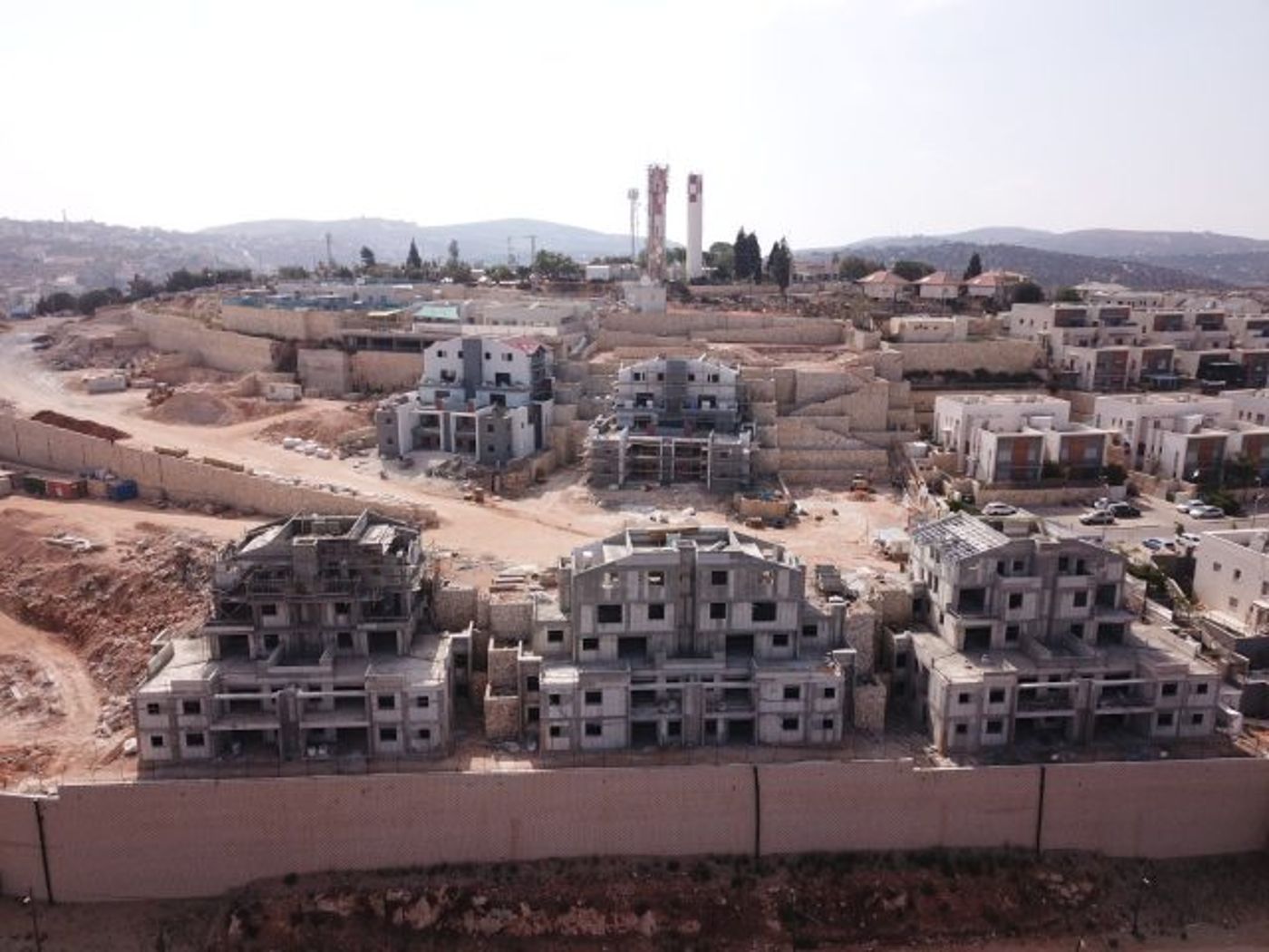 הזדמנות בלעדית להשקעה: בונים עתיד במגדלים