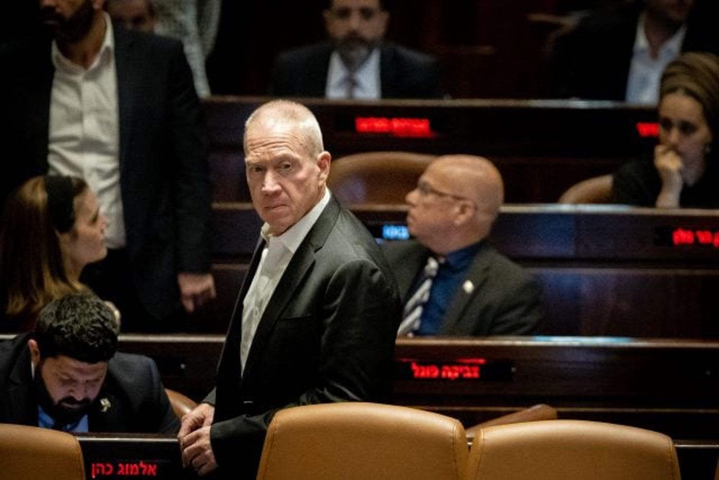 לפיד: "מעולם לא היינו קרובים יותר להתפרקות"