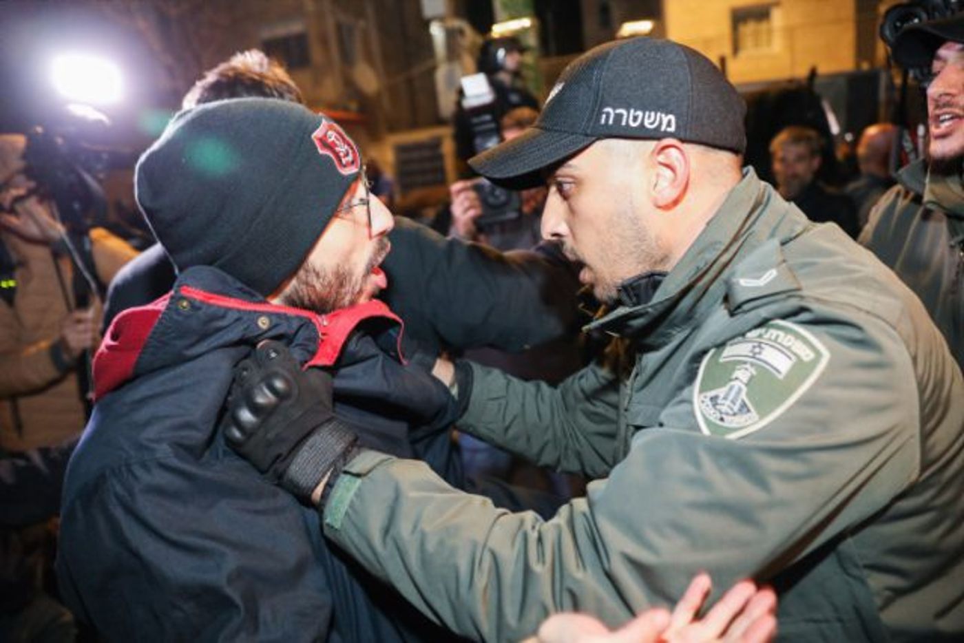 המדינה במחאה: נתניהו שוקל לעצור את החקיקה