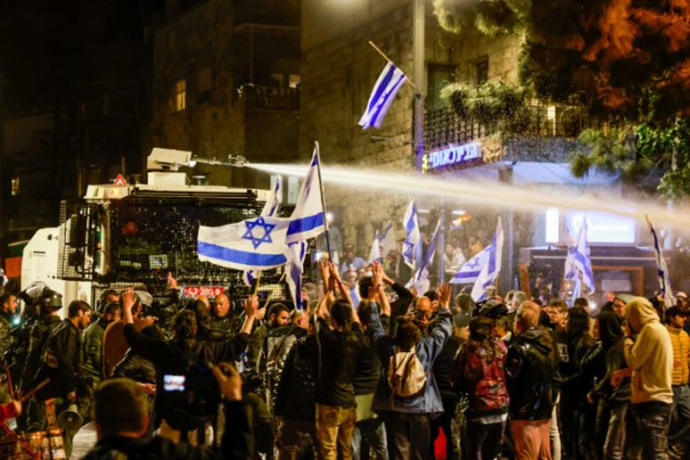 רבנים חברו לאישי ציבור מהשמאל בקריאה להפוגה