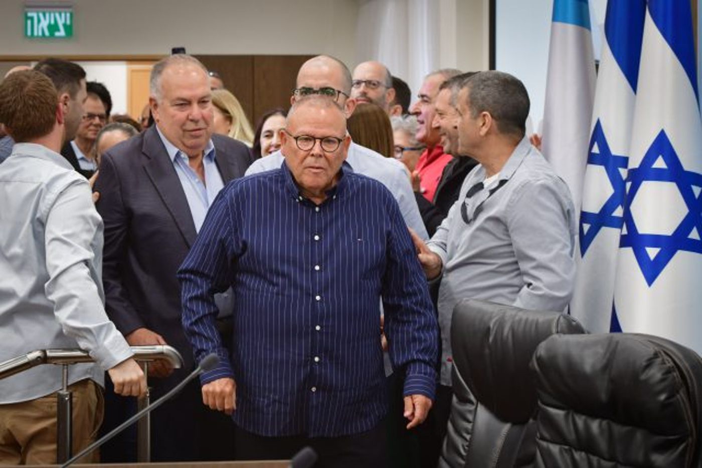 יו"ר ההסתדרות ובכירי המשק מודיעים על שביתה עד לעצירת הרפורמה והחזרת שר הביטחון גלנט לתפקידו