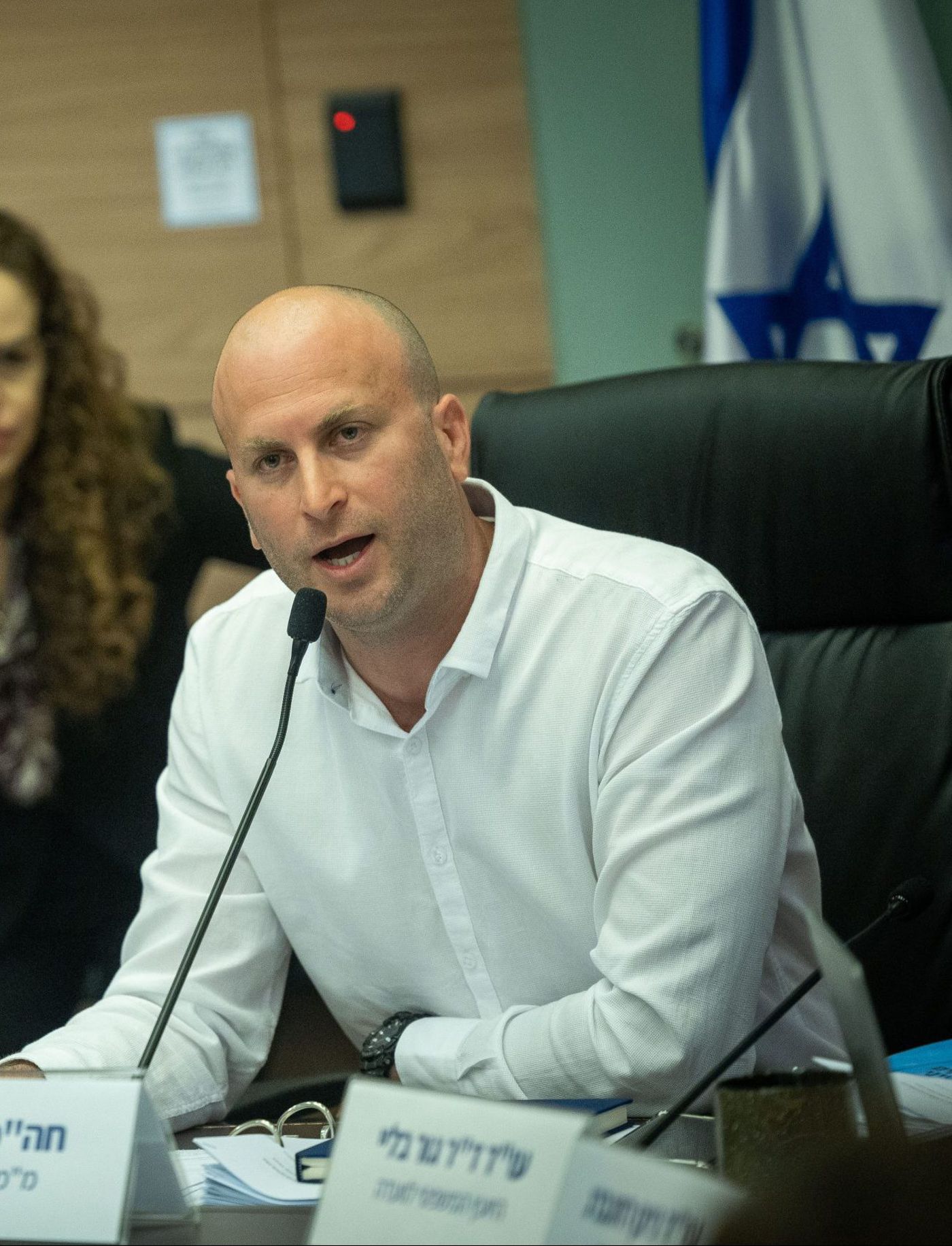 חה"כ קרויזר בהפגנת הימין: "נעביר את הרפורמה"