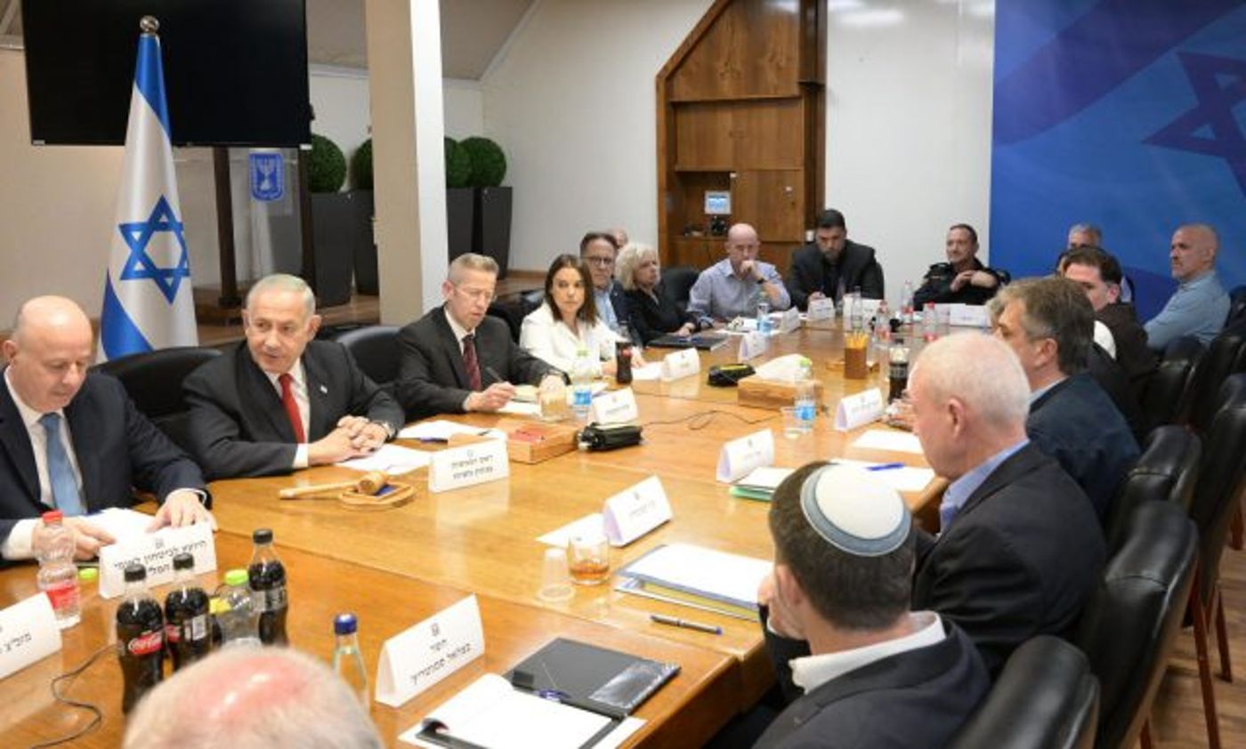 כינוס הקבינט המדיני ביטחוני, הערב