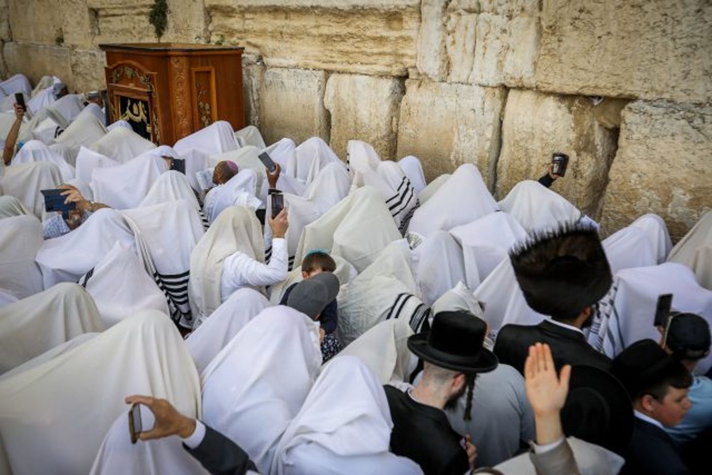 יְבָרֶכְךָ ה' וְיִשְׁמְרֶךָ | גלריה: מעמד ברכת הכהנים בכותל