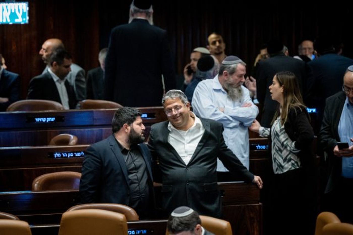 ח"כ אלמוג כהן והשר איתמר בן גביר בכנסת.