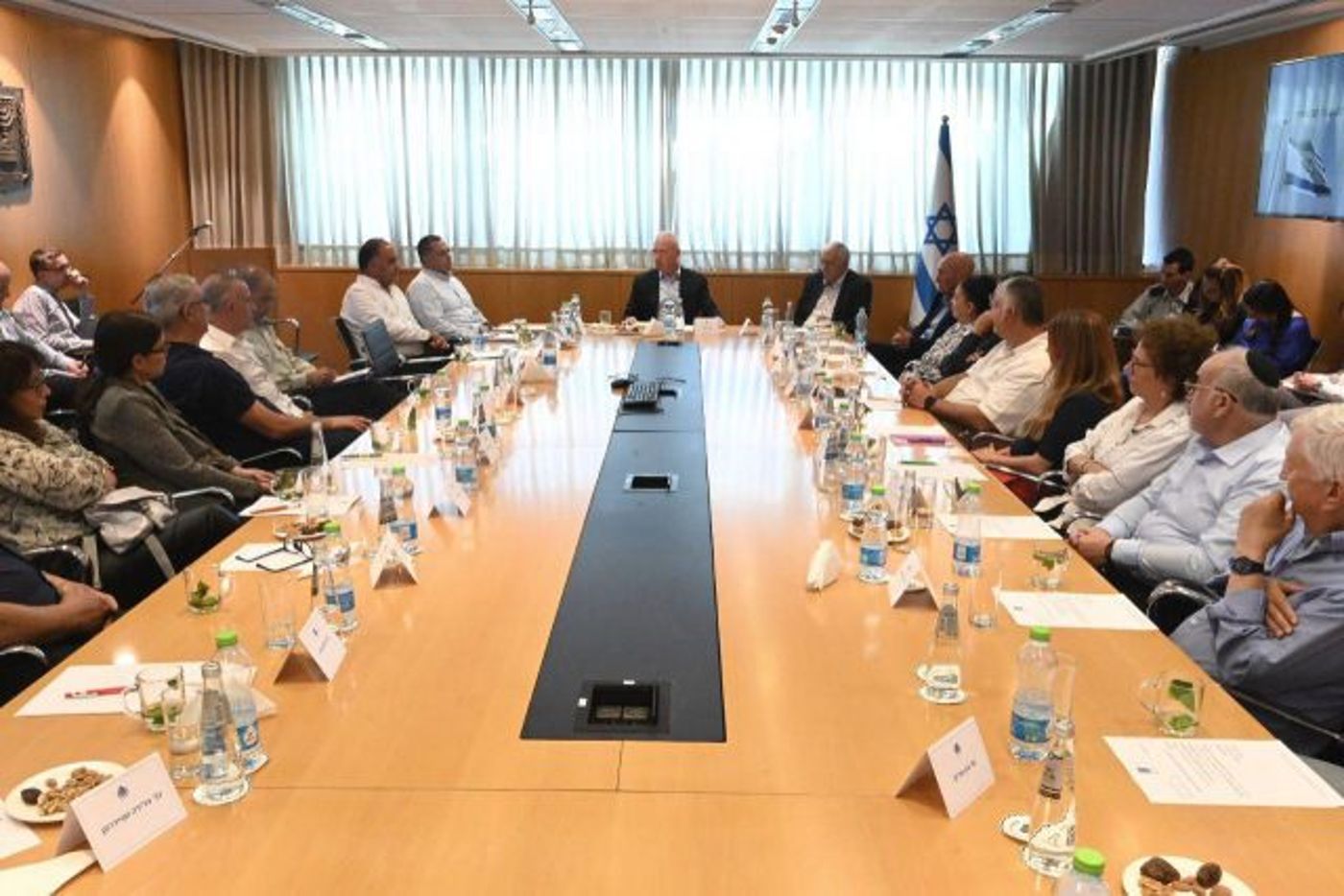 גלנט: נבחרי הציבור צריכים להיות באזכרות ביום הזיכרון