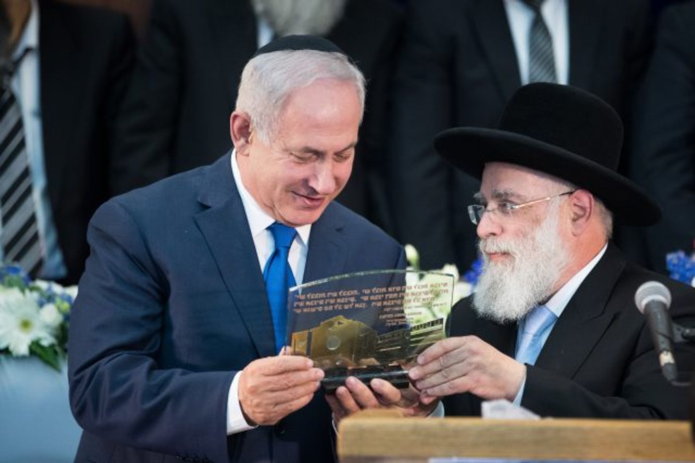 הרב יעקב שפירא עם נתניהו, ארכיון