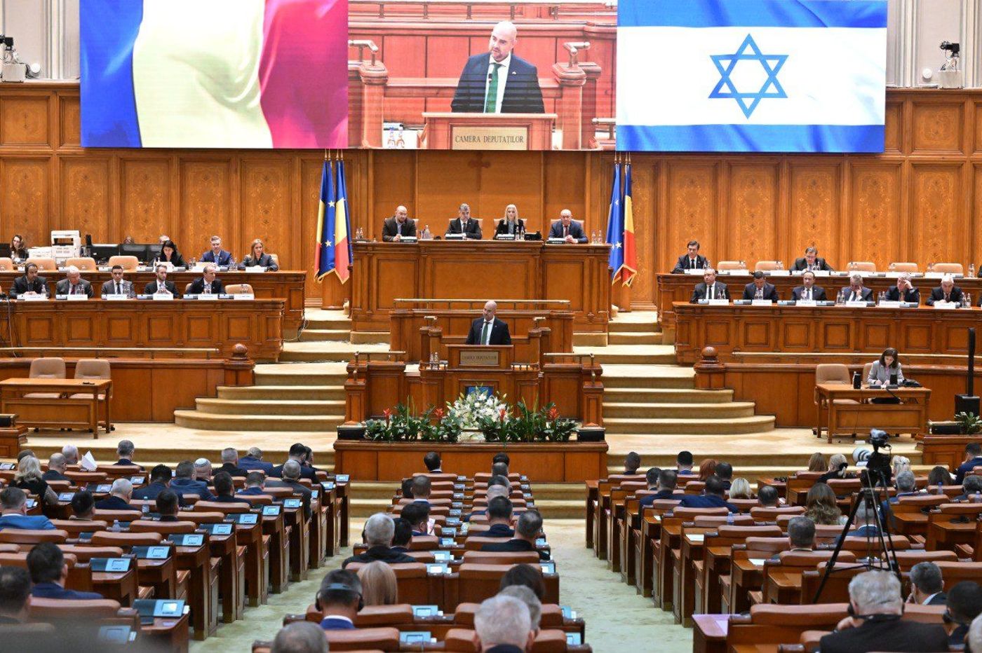 לראשונה: יו"ר הכנסת נאם בפני הפרלמנט ברומניה