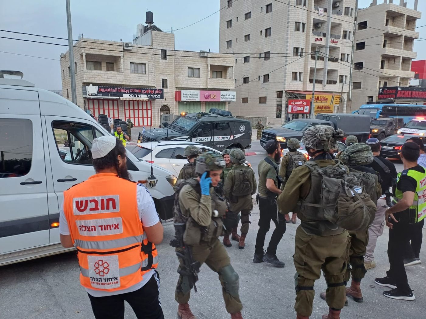 חייל נפצע מפיגוע דריסה בחווארה. המחבל נמלט