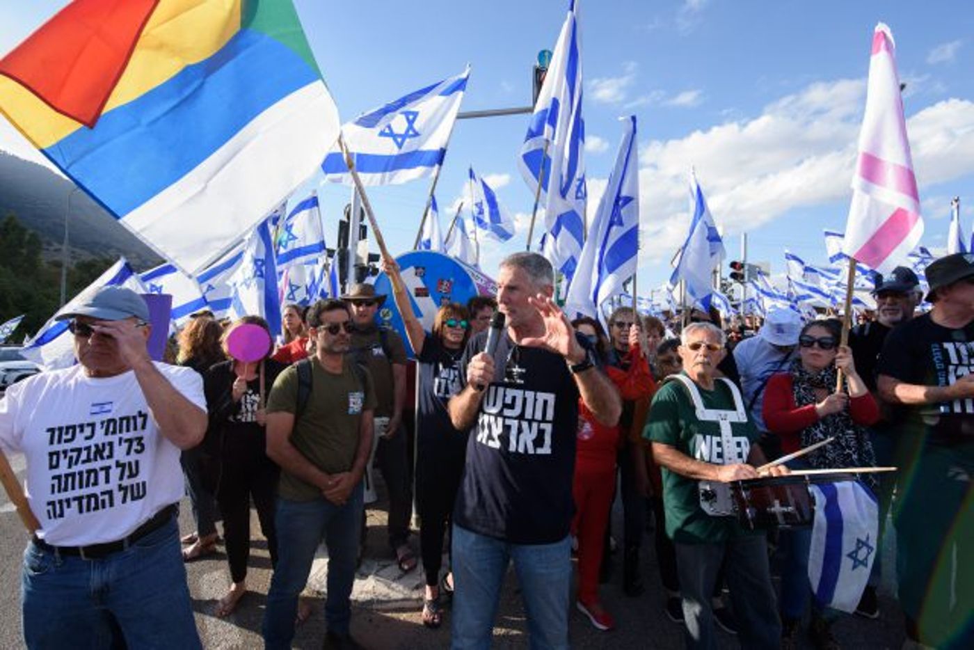 המחאה התחדשה: אלפים הפגינו בת"א נגד התקציב