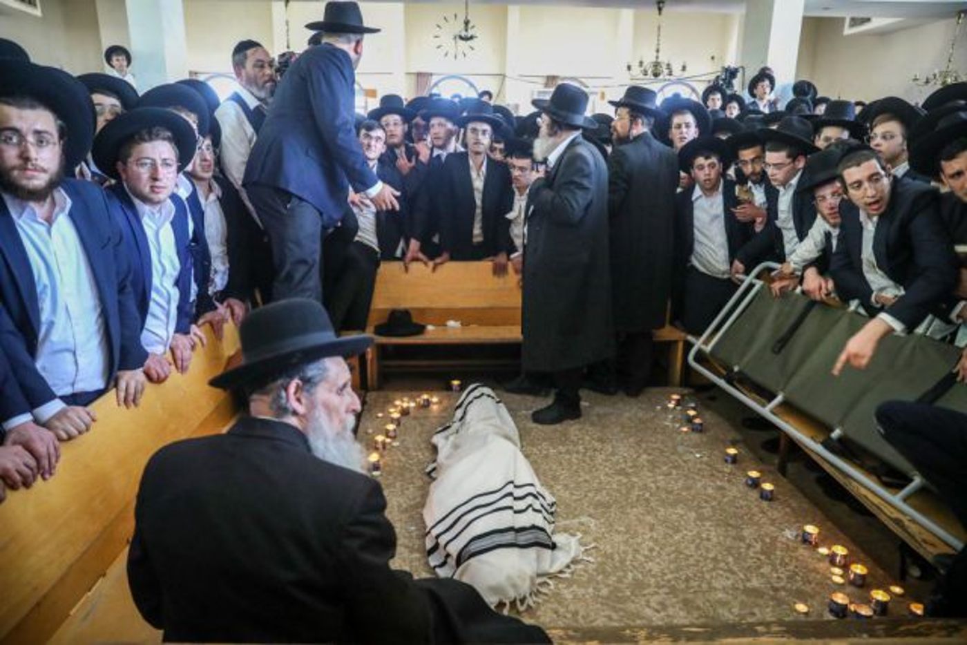 הלווית הרב אדלשטיין,