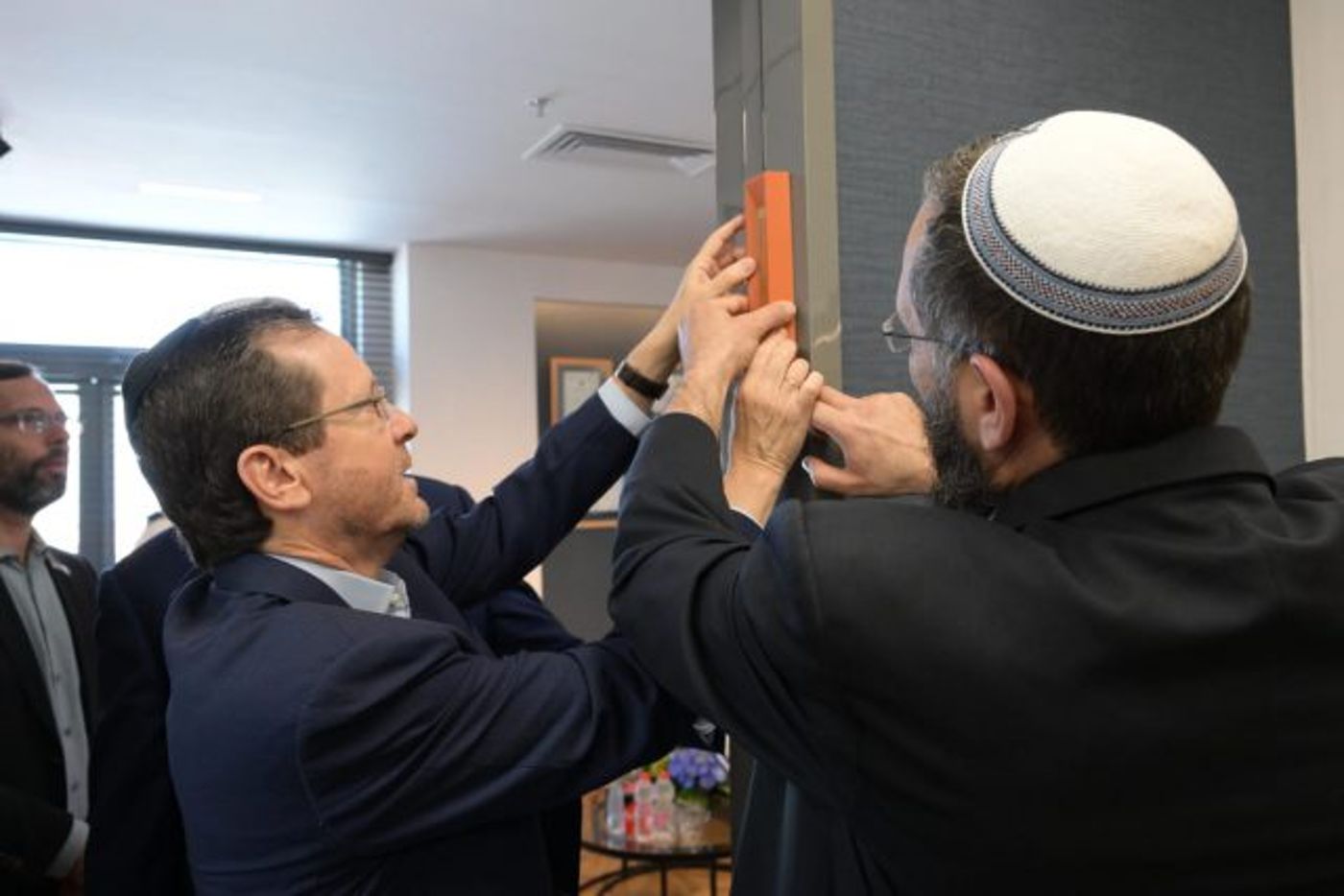 הנשיא בבית אל