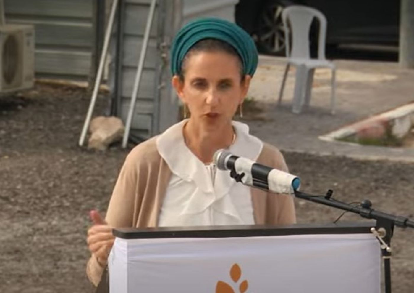 ראש האולפנא כבשה את הרשת: "שיעור מטלטל"