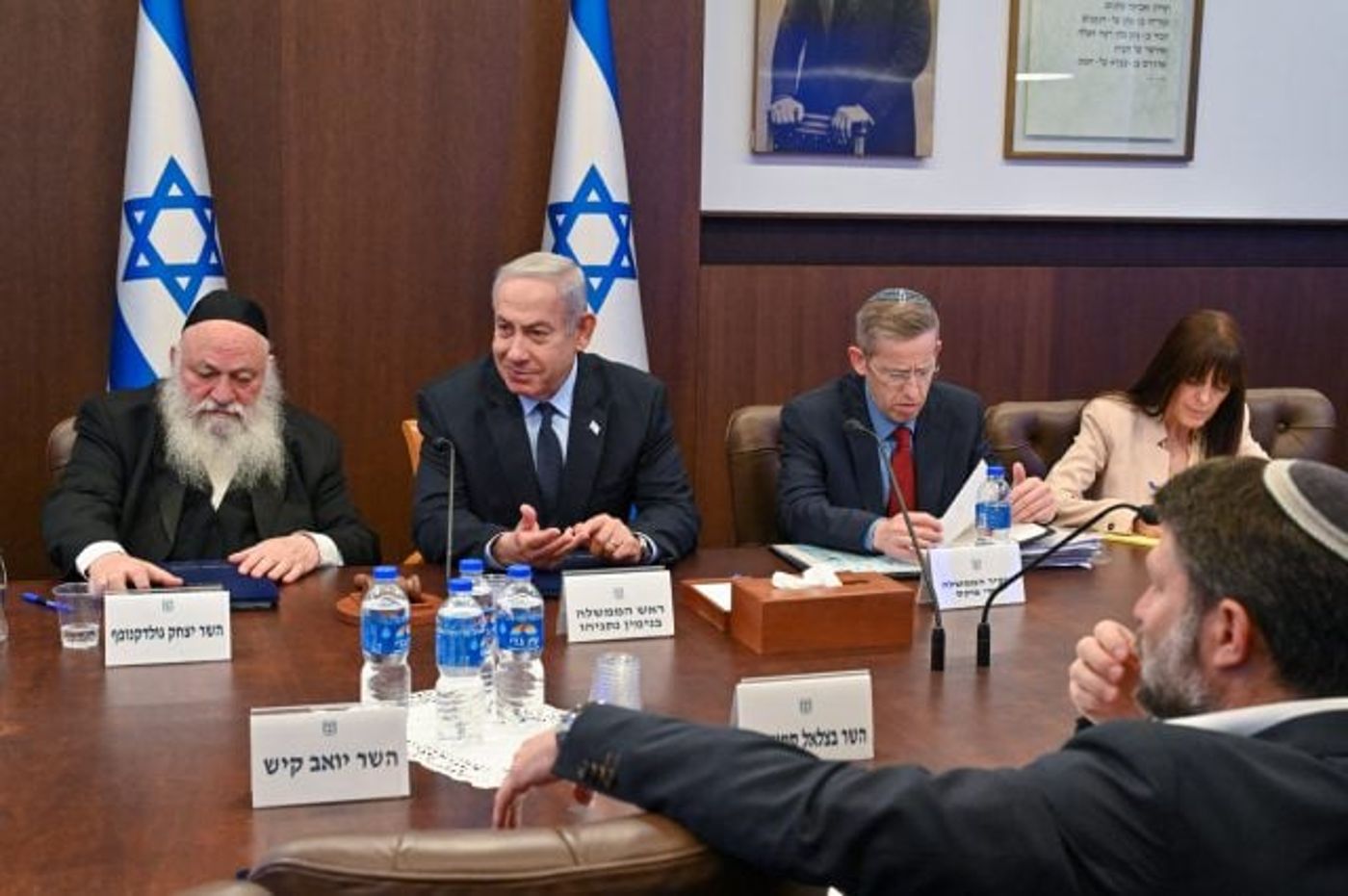 קבינט הדיור, אושרו שורה של צעדים.