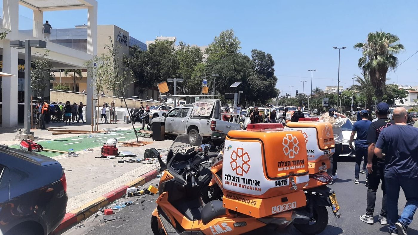 פיגוע דריסה בתל אביב: 8 פצועים, 3 מהם במצב קשה
