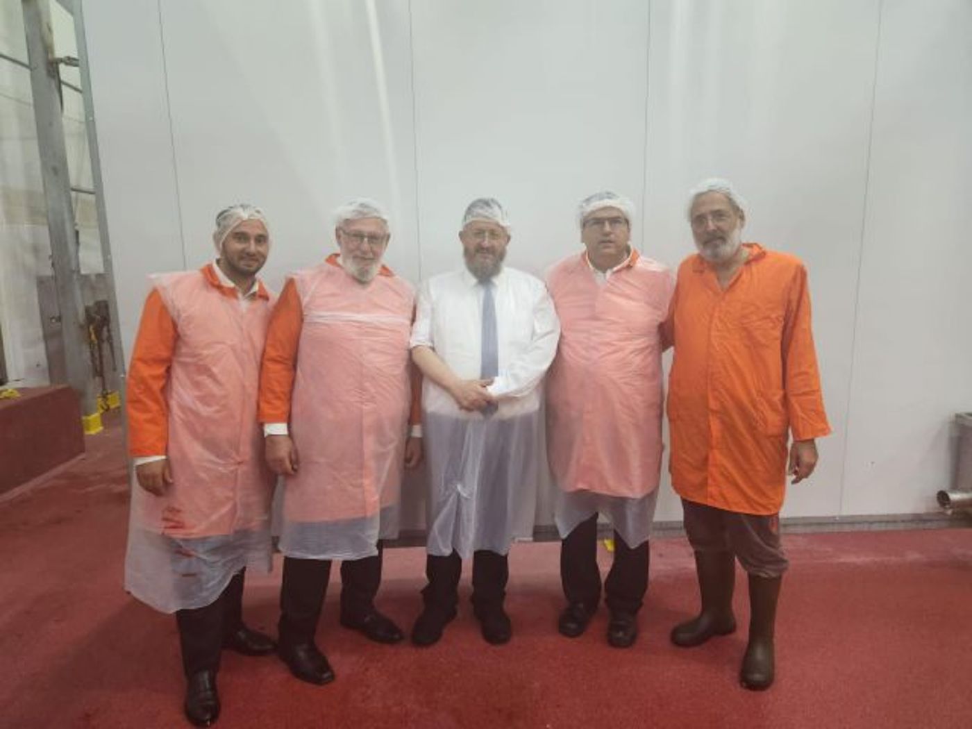 יוזיל את מחירי הבשר? נפתח בי"ס לשחיטה של הרבנות
