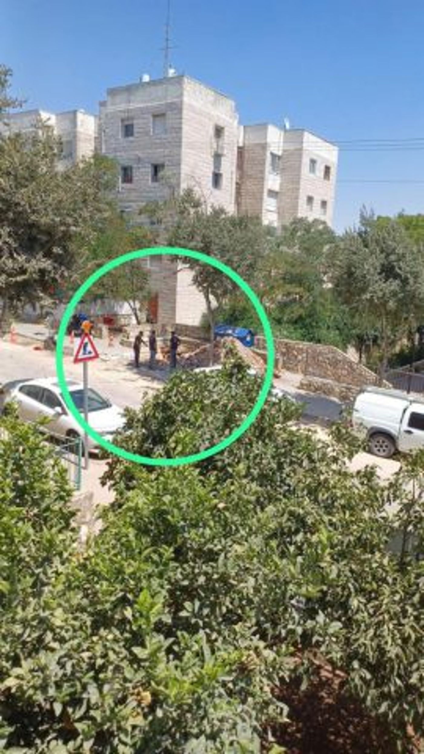 טרקטור פגע בכבל וגרם להפסקת חשמל בירושלים