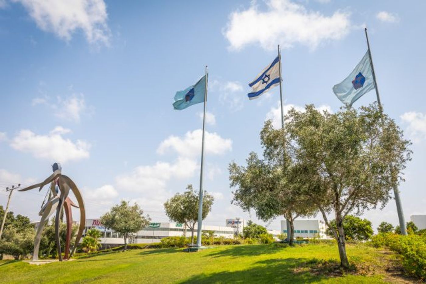 "מוכן למשימה": מועמד סרוג לראשות עיריית יבנה